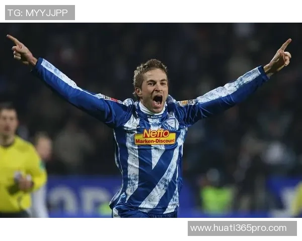 德甲俱乐部对红星16岁前锋达姆贾诺维奇表现出浓厚兴趣