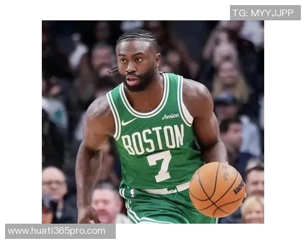 杰伦布朗展现防守实力对手投篮命中率降至联盟第二低的3937