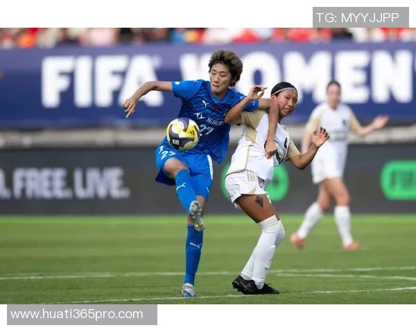 武汉车谷江大女足迎战奥克兰联现场观众人数创下新高达到32318人